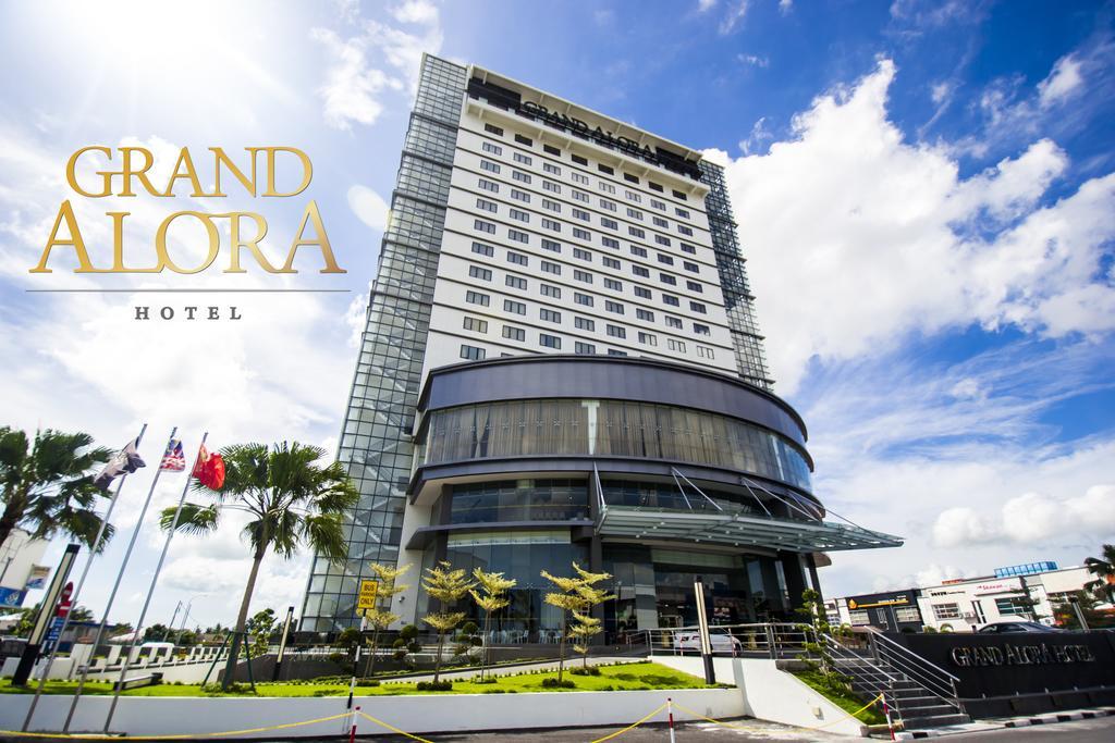 Grand Alora Hotel Алор Сетар Екстериор снимка