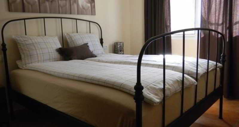 Grand Alora Hotel Алор Сетар Екстериор снимка
